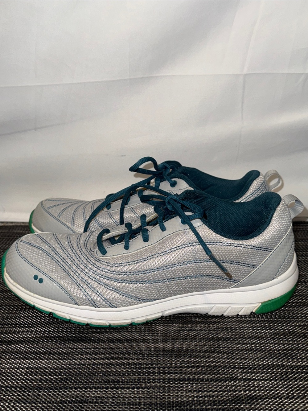 Ryka Women's Continuum Walking Shoes View 3